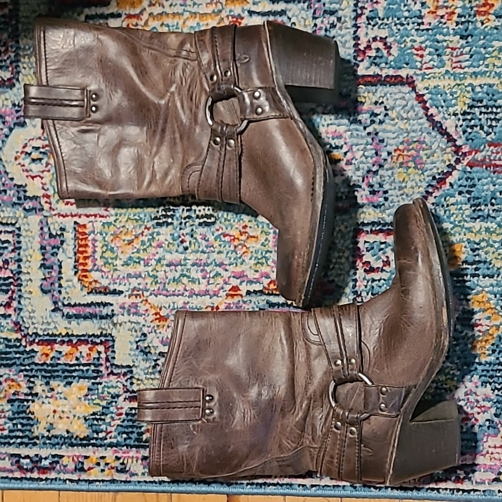 Frye Carmen Boot